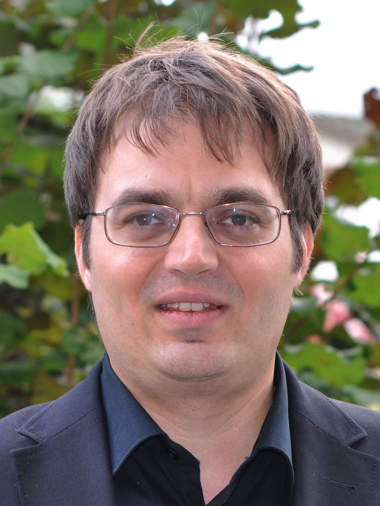 Stefan Müller